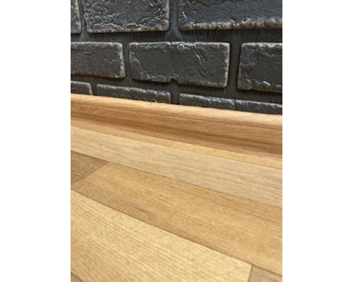 Плінтус ТІС з резинкою Дуб морган (26) М/П купити по ціні 24 грн