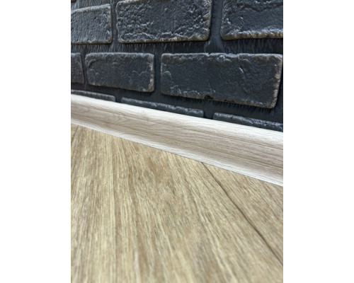 Плинтус ТИС с резинкой Дуб Ванкувер (85) М/П купить по цене 24 грн