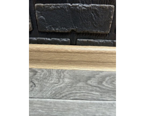 Плинтус ТИС с резинкой Дуб Карбалло (50) М/П купить по цене 24 грн