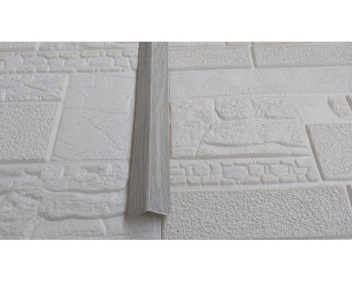 Пластиковый уголок Ясень серый 15х15х2700мм купить по цене 40 грн