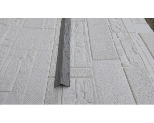 Пластиковый уголок Дуб Пепельный 15х15х2700мм купить по цене 40 грн