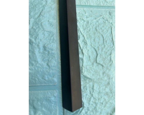 Пластиковый уголок Черный 30х30х2700мм купить по цене 60 грн